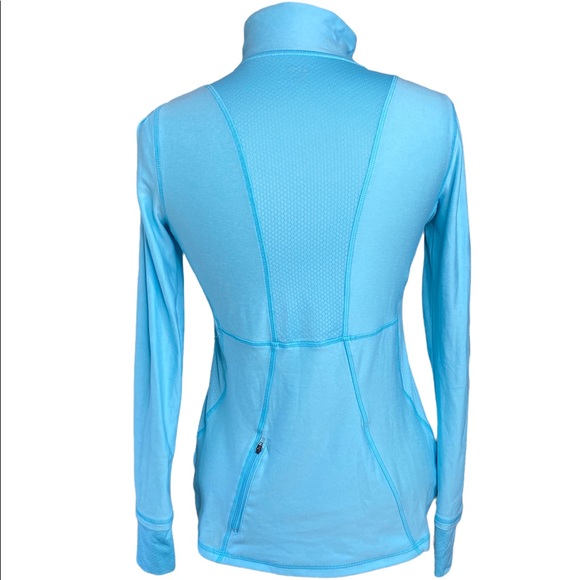 Champion pullover 1/4 zip, long sleeve back zip, gathered shoulders, lightweight - Picture 2 of 12